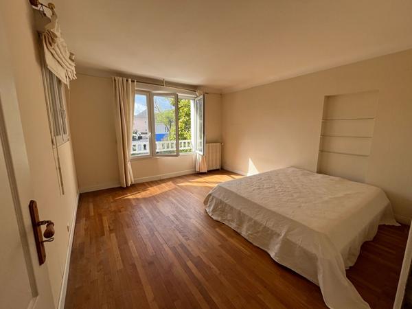 Maison familiale à Saint-Marc-sur-Mer -4 chambres + bureau -140m² - Terrain de 727 m²