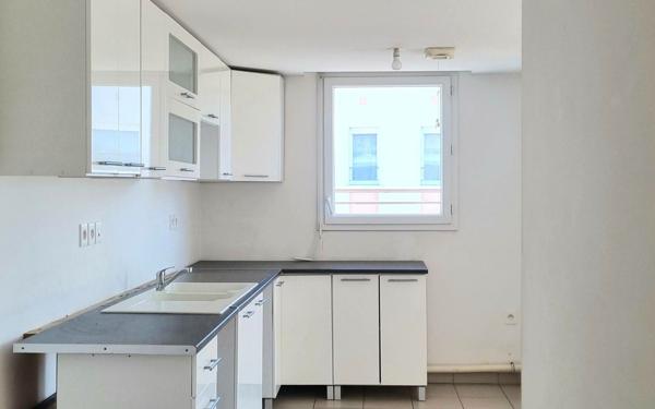 Appartement à vendre    3 pièces • 62,70 m2 Rosny-sous-Bois