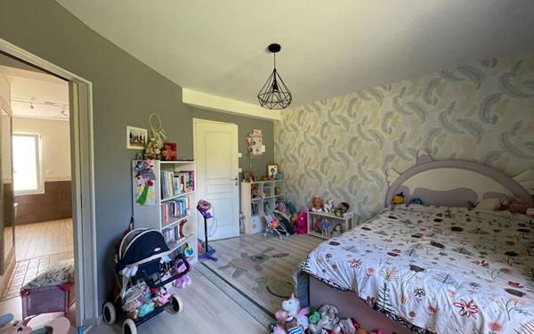 Maison à vendre    11 pièces •  Doville