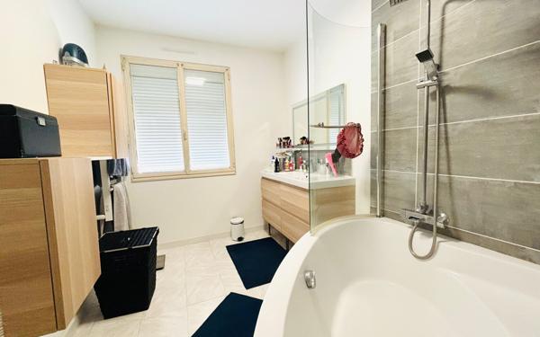 Maison à vendre    5 pièces • 127,26 m2 Grézieu-la-Varenne