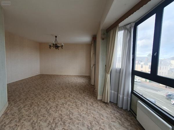 Appartement à vendre à La-Ferté-Bernard dans la Sarthe (72400), ref : 456   
CENTRE VILLE