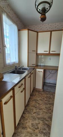 Appartement à vendre à La-Ferté-Bernard dans la Sarthe (72400), ref : 456   
CENTRE VILLE