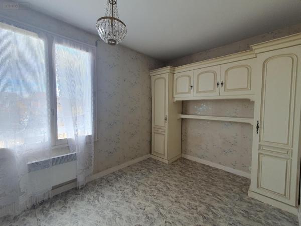 Appartement à vendre à La-Ferté-Bernard dans la Sarthe (72400), ref : 456   
CENTRE VILLE