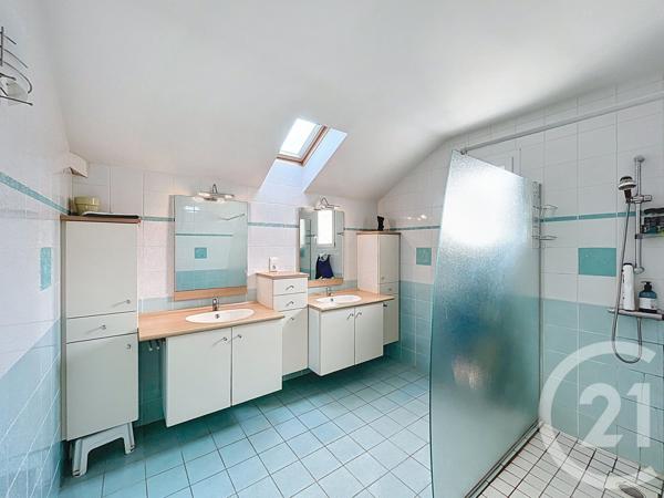 Maison à vendre  10 pièces - 296,06 m2 YSSINGEAUX - 43