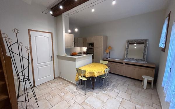 Maison à vendre    3 pièces •  Carpentras