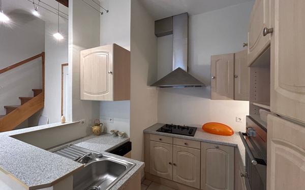 Maison à vendre    3 pièces •  Carpentras