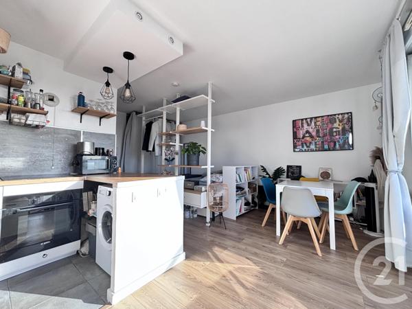 Appartement F1 à vendre  1 pièce - 29,33 m2 LA PLAINE ST DENIS - 93