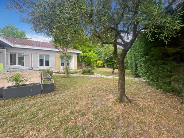 GRANDE MAISON DE PLAIN PIED AU PARC FEAU A MERIGNAC GIRONDE