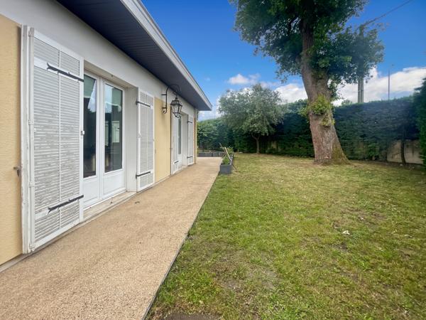 GRANDE MAISON DE PLAIN PIED AU PARC FEAU A MERIGNAC GIRONDE