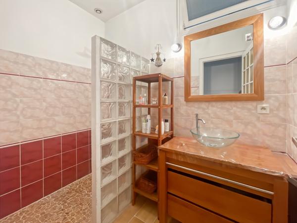 GRANDE MAISON DE PLAIN PIED AU PARC FEAU A MERIGNAC GIRONDE