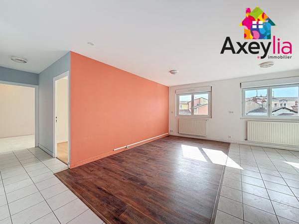 A LOUER - FEURS CENTRE - APPARTEMENT T3
