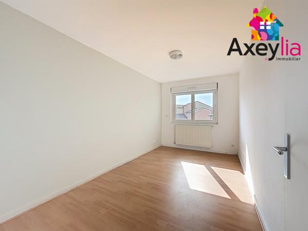 A LOUER - FEURS CENTRE - APPARTEMENT T3