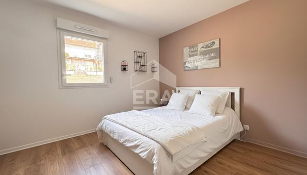 A vendre aux portes de PERIGUEUX  maison  contemporaine en ossature bois .