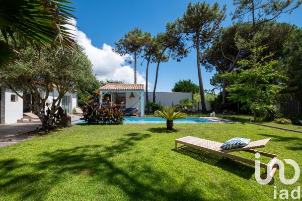 Maison à vendre 6 pièces 191 m² Sainte-Marie-de-Ré