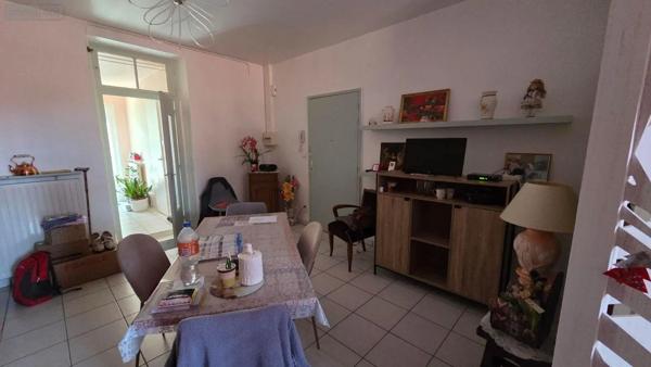 Location - Appartement Louhans-Châteaurenaud 71500 1 pièce 45 m 2