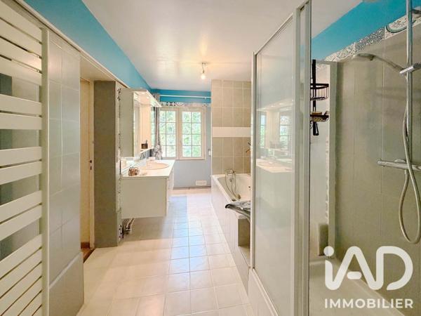 Maison à vendre 8 pièces 225 m² Guignes