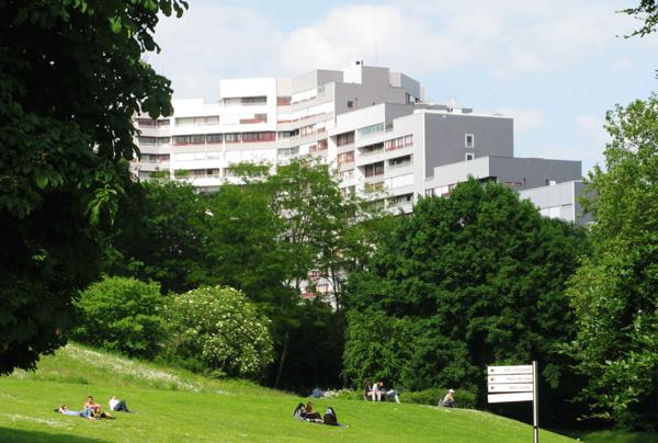 Nanterre (92000) Nanterre Préfecture La Défense Parc : appartement de 4 pièces + balcon + box fermé 430 500 €