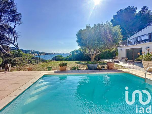 Maison à vendre 7 pièces 119 m² Sanary-sur-Mer