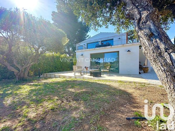 Maison à vendre 7 pièces 119 m² Sanary-sur-Mer