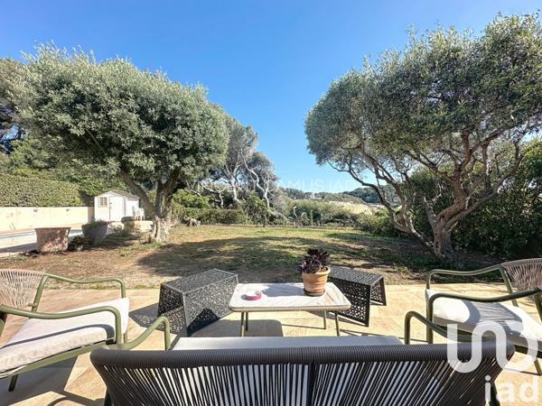 Maison à vendre 7 pièces 119 m² Sanary-sur-Mer