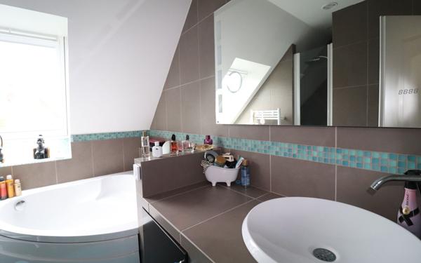 Maison à vendre    7 pièces •  Bondoufle