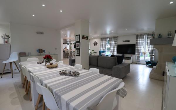 Maison à vendre    7 pièces •  Bondoufle