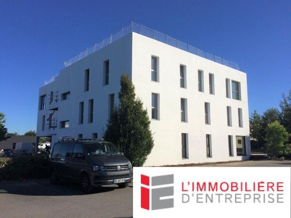 Bureaux de 79m2 à AURAY