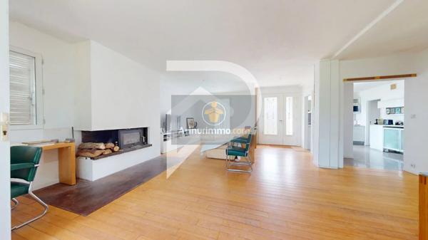 Vente                                                      Maison
                        
                     7 pièces                      155 m2                     à Verneuil-sur-Seine