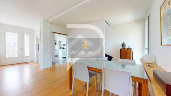 Vente                                                      Maison
                        
                     7 pièces                      155 m2                     à Verneuil-sur-Seine