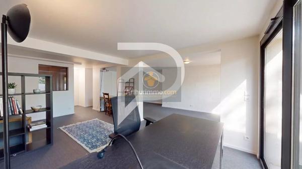 Vente                                                      Maison
                        
                     7 pièces                      205 m2                     à L'Étang-la-Ville