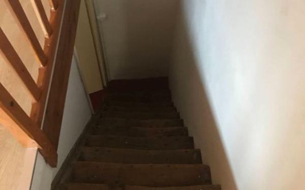 Maison à louer    3 pièces •  Esclanèdes