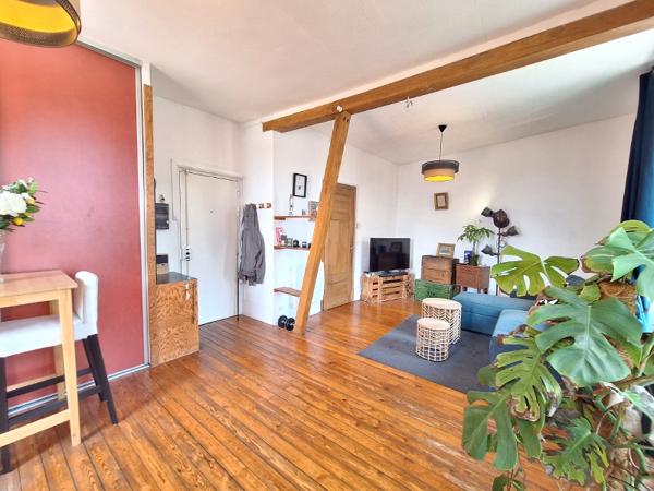 Appartement
         3 pièces
        - 48 m² Exclusivité 155 000 € *