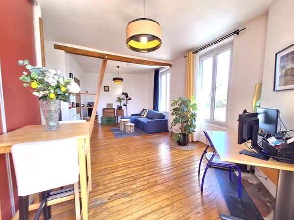 Appartement
         3 pièces
        - 48 m² Exclusivité 155 000 € *