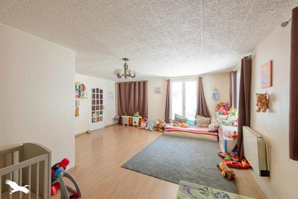 Maison 448 232 € Bezons 6 p 180 m² DPE C
