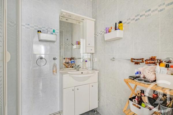 Appartement T2 à vendre  2 pièces - 39,21 m 2   PARIS  - 75015