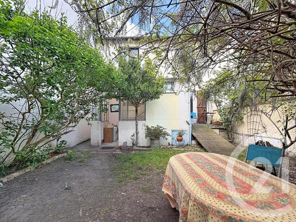 Maison à vendre  5 pièces - 102,49 m 2   CHATOU  - 78