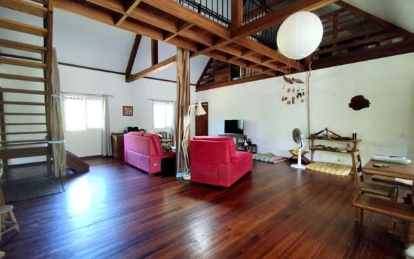 Maison à vendre    3 pièces •  Mana