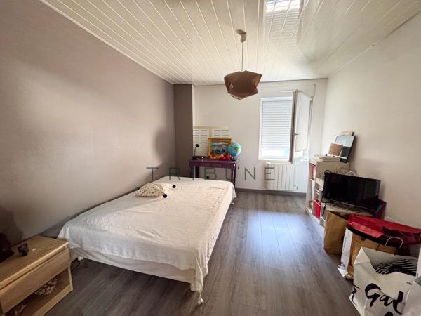 Maison 6 pièce(s) 4 chambre(s) 200 m²