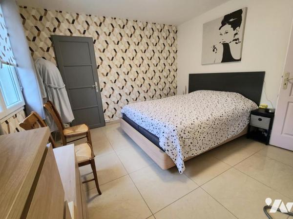 Pierrelatte - Maison sur 2 Niveaux.