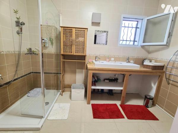 Pierrelatte - Maison sur 2 Niveaux.