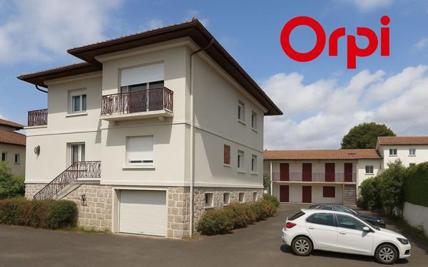 Immeuble à vendre    21 pièces •  Dax