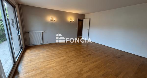Location Appartement 3 pièces 76.09 m² - Saint-maur-des-fossés 94100