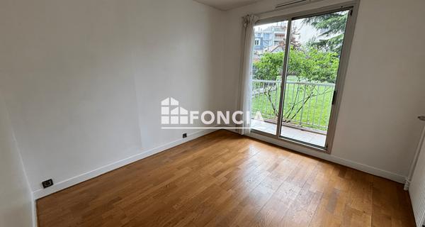 Location Appartement 3 pièces 76.09 m² - Saint-maur-des-fossés 94100