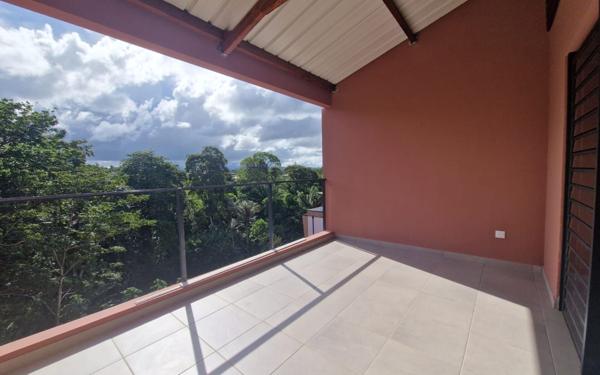 Appartement à louer    3 pièces •  Remire-Montjoly