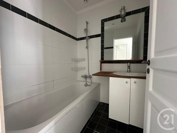 Appartement F3 à vendre  2 pièces - 54,26 m2 FONTENAY SOUS BOIS - 94