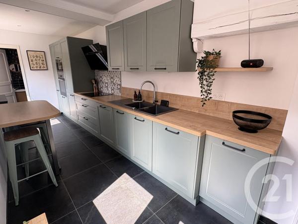 Maison à vendre  4 pièces - 148 m 2   CHATEAUROUX  - 36