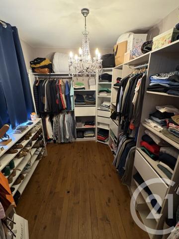 Maison à vendre  4 pièces - 148 m 2   CHATEAUROUX  - 36
