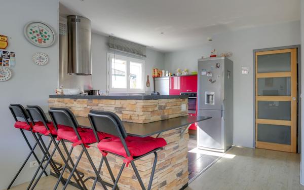 Maison à vendre    4 pièces •  Ustaritz