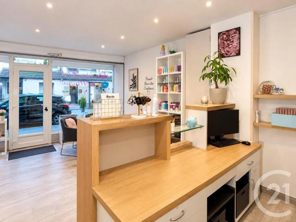 à vendre  33 m 2   TREMBLAY EN FRANCE  - 93