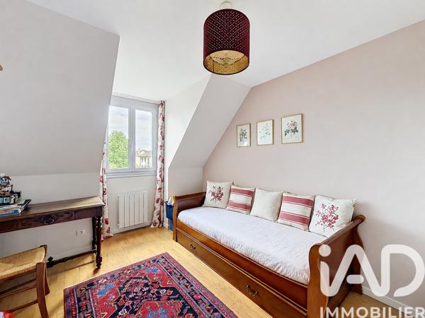 Maison à vendre 7 pièces 146 m² Magny-les-Hameaux
